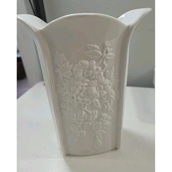 Kaiser Germany White Bisque Porcelain Floral Scalloped Vase Signed & Numbered