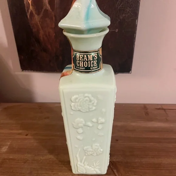 Beam's Choice‎ Vintage Vase in Soft Green