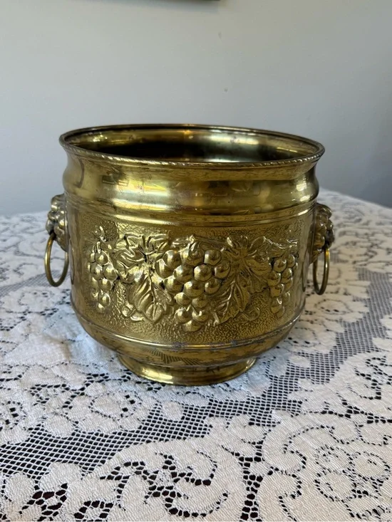 Antique Peerage Solid Brass Planter / Bucket with Grapevine Motif and Lionheads