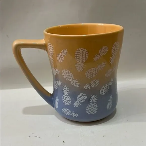 Edible Arrangements Vase Mug Blue Yellow White Pineapples 4 3/4 In Tall 4 Wide