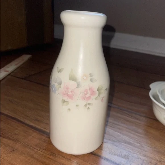 Pfaltzgraff Tea Rose Milk Jug Jar Vase Stoneware EUC