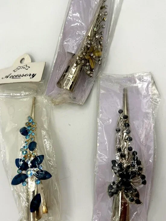 NIB Decorative Rhinestone Hair Clips Set of 3 Silver Tone Hair Accessories