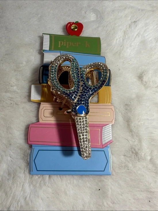 Piper K metal scissors hair claw clip