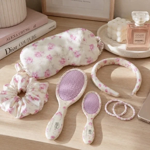 LoveShackFancy x Wet Brush Goody Floral Hair Accessory Set Detangler Mask Pink