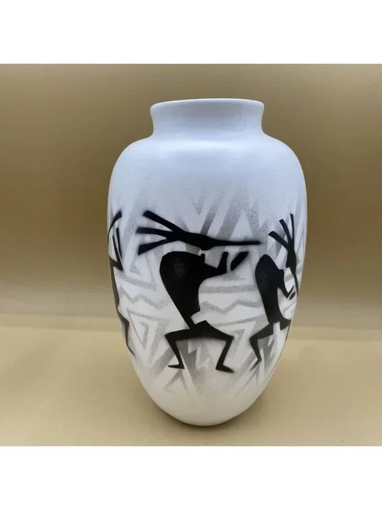 Navajo Signed Pottery Vase James Benally Dine Kokopelli 9.5” Native American