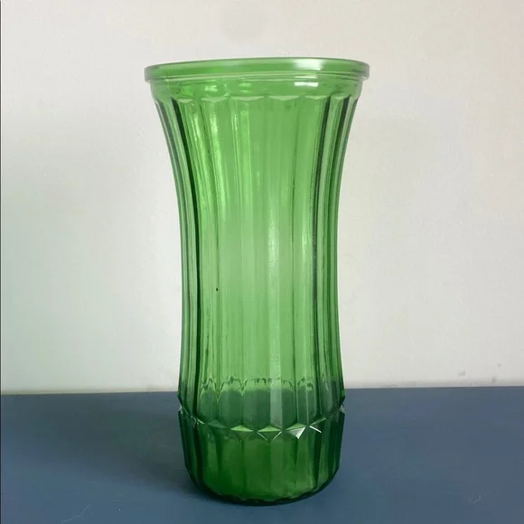 Vintage‎ Hoosier Green Glass Vase