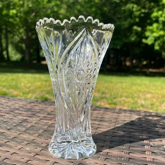 Vintage‎ Nachtmann Palais Lead Crystal Vase Made in Germany Scalloped Edge