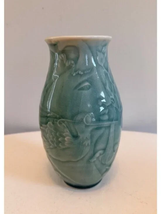Scargo Pottery Vase Mary Holl / Harry Holl Celadon Glaze Fantasy Nature Fairy
