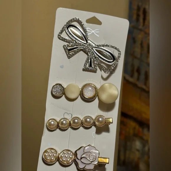 Elegant Hair Clip Set with Bow and Pearl Accents