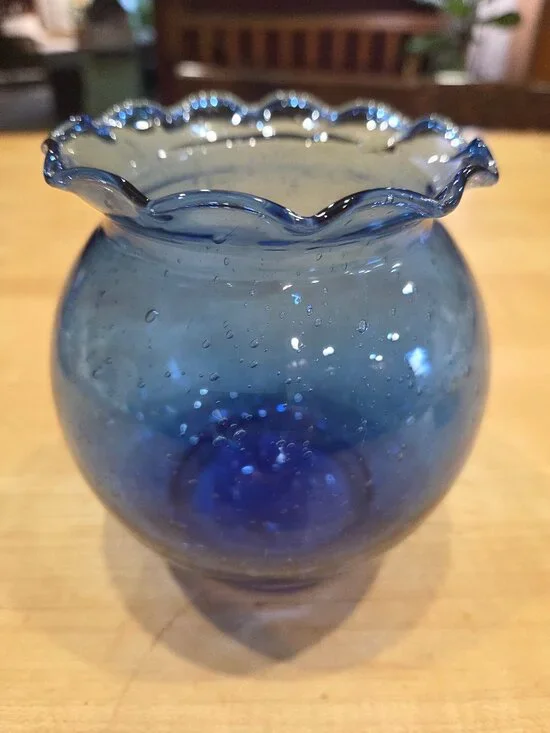 Vintage Pilgrim Glass Cobalt Blue Seeded Bubble Ruffled Rose Bowl Vase