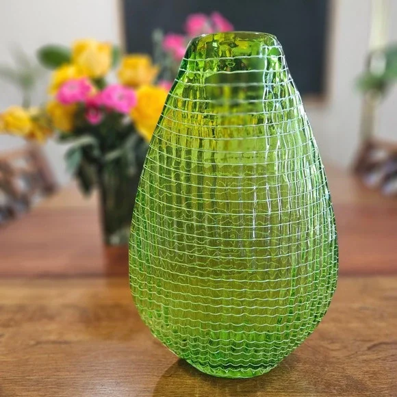 Green Art Glass Vase Textured Grid Teardrop 10