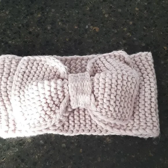 Bow winter headband