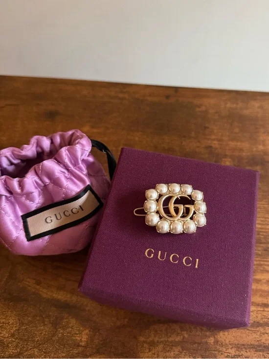 Gucci Marmont Pearl Gold Hair Clip