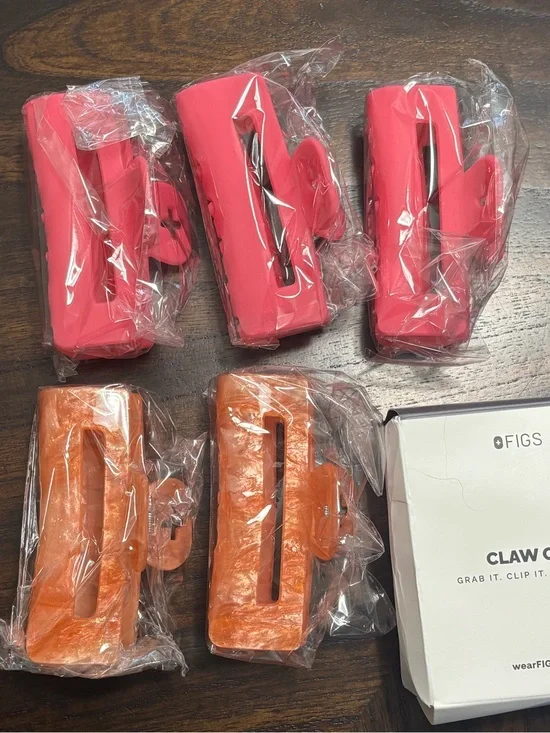 Clips for romina