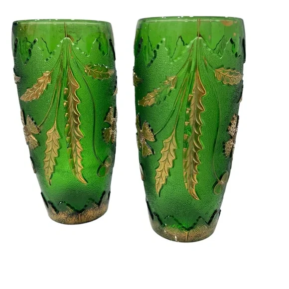 2 VINTAGE EARLY AMERICAN PATTERN GLASS DELAWARE EMERALD GREEN & GOLD VASES