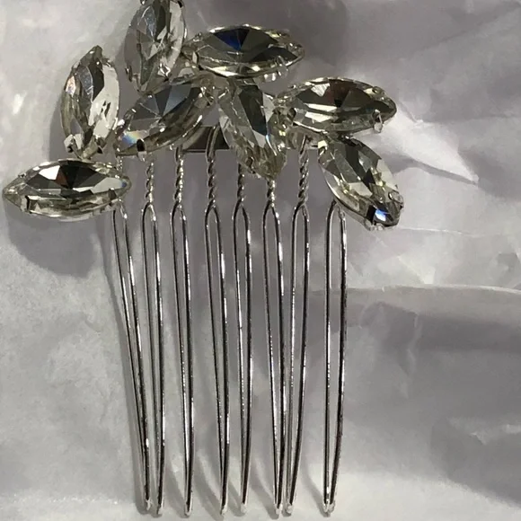 Brides & Hairpins Easton Crystal Comb Nwot