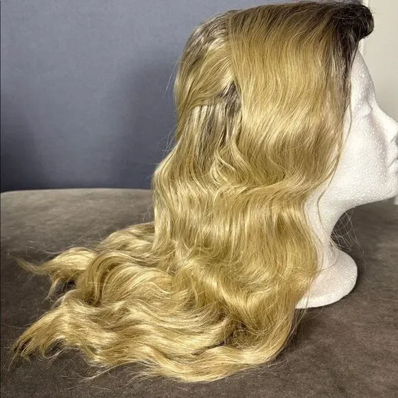 Women’s Long Blonde Halloween Costume Cosplay Wig One Size NEW