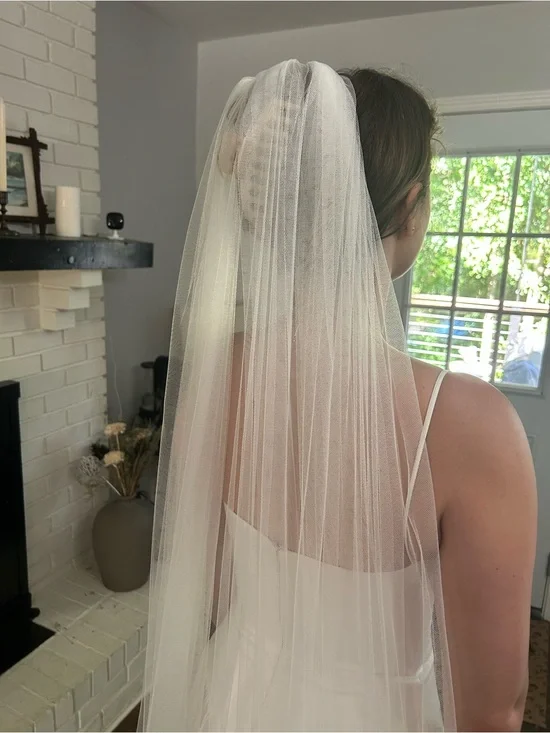 Sara Gabriel tulle chapel veil