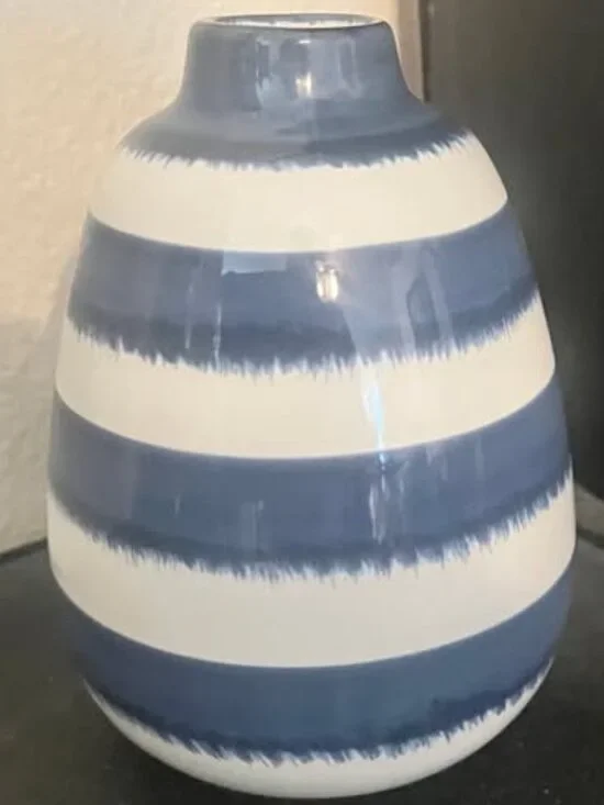 Kahler Omaggio Vase, blue and white Stripes hand painted
