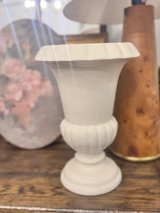 Vintage Haeger White Vase Pedestal Ribbed Scalloped Large Ceramic Vase