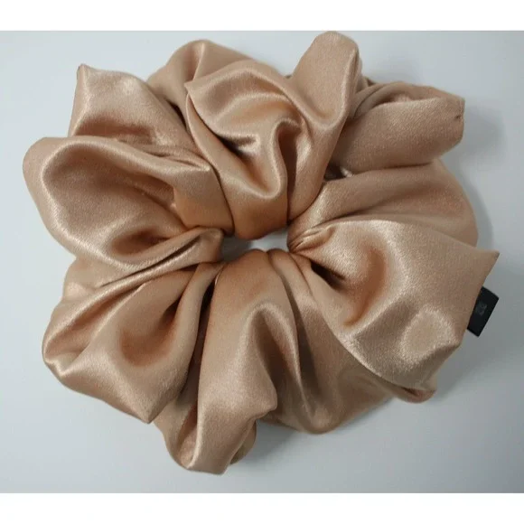 Ovaltine Textured Satin 9