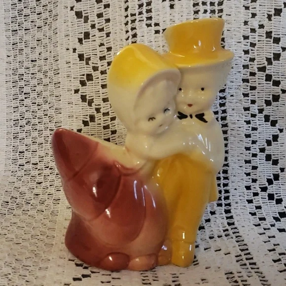 Vintage bride and groom florist planter