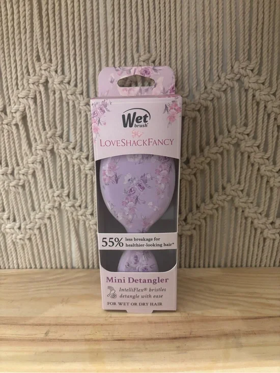 LoveShackFancy x Wet Brush Mini Detangler in Lavender Floral