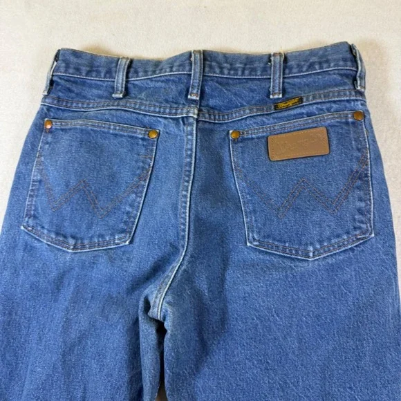 Wrangler 936DEN Slim Fit Cowboy Cut Jeans Mens 31x32 Medium Wash Made in USA