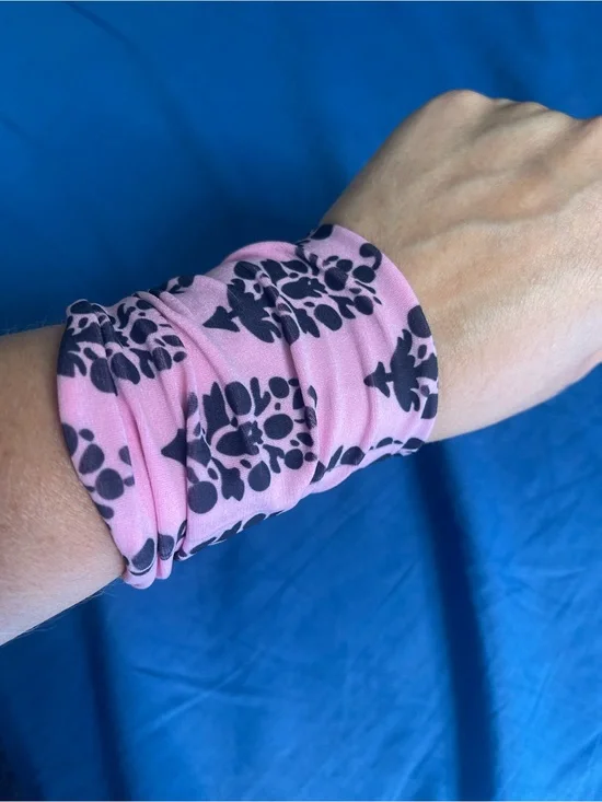 FP Movement by Free People Rumble Hair Tie Pink small logos NWT