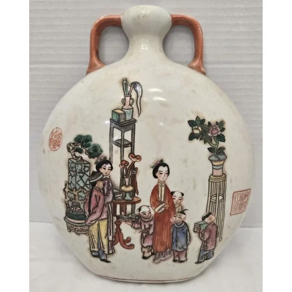 Vtg Chinoiserie Famille Rose Wall Pocket Plaque Vase Hand-Painted Hong Kong 70's