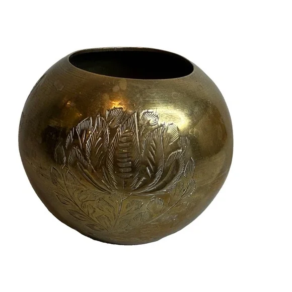 Vintage Round Brass Etched Bowl ball-shaped pot style vase