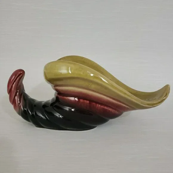 Hull Pottery Cornucopia Vase Planter Horn of Plenty Thanksgiving Autumn MCM