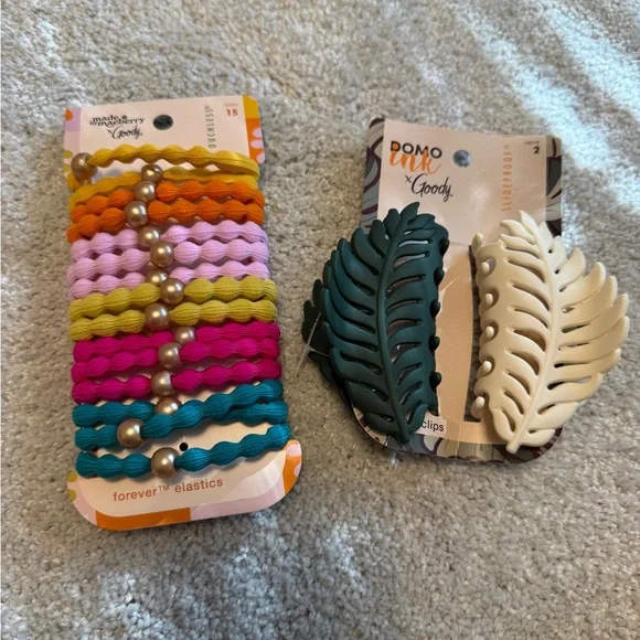 Goody Elastic Hair Ties and Leaf Hair Clips Set
