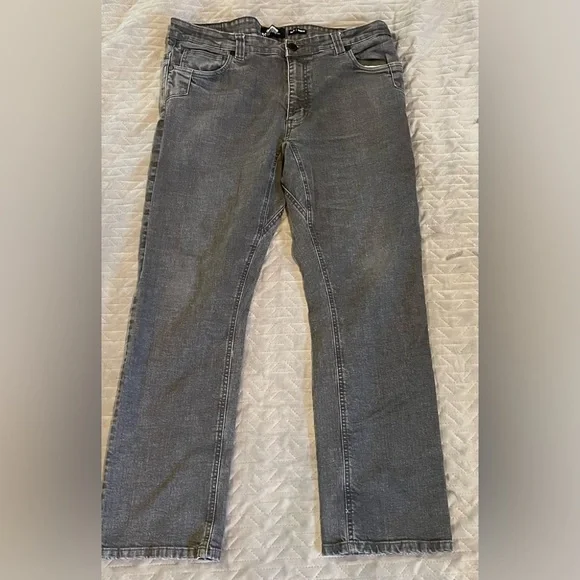 Off the Grid taper fit jeans mens size‎ 38x32 gray pre-owned condition