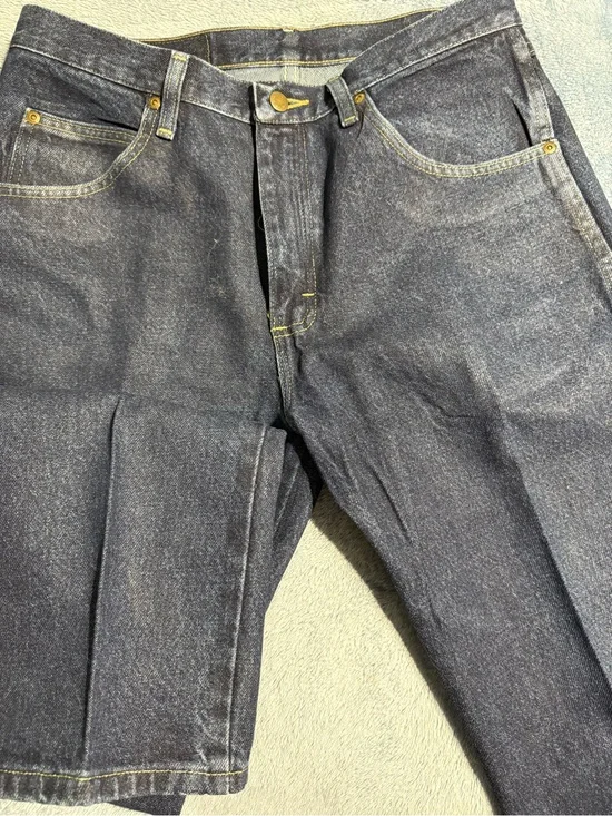 Wrangler Men's Dark Blue Relaxed Fit Jeans