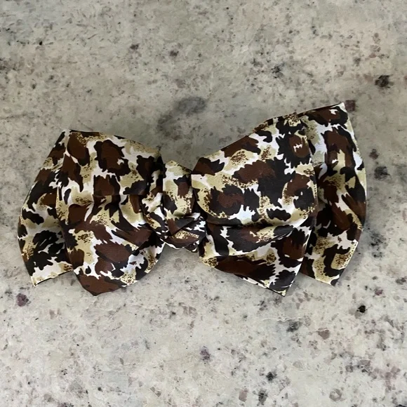 NWOT Vintage Animal Print Silky Fabric Hair Bow Hair Clip Barrette
