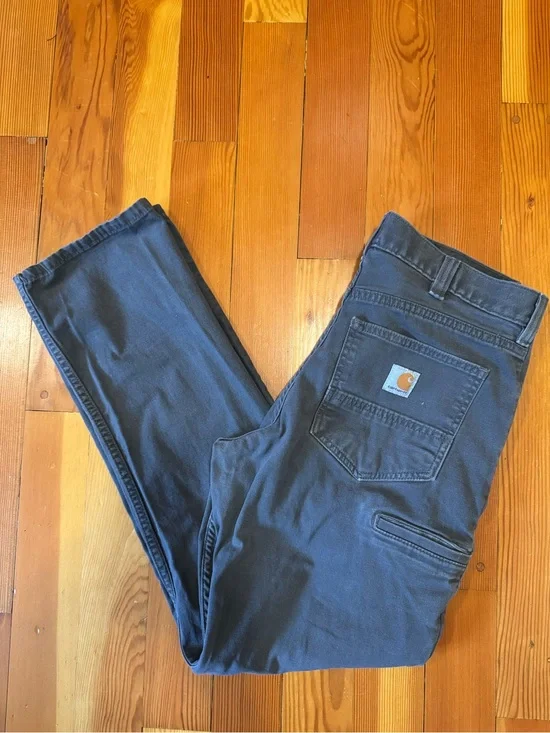 EUC Carhartt Men's Grey Rugged Flex Relaxed Fit Canvas 5-Pocket Work Pant 32x32