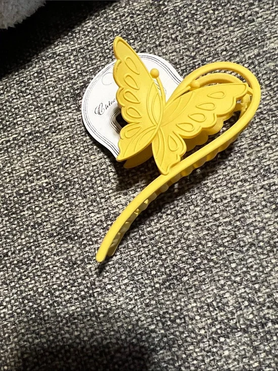NWT Yellow Butterfly Hair Clip - Women Accessories