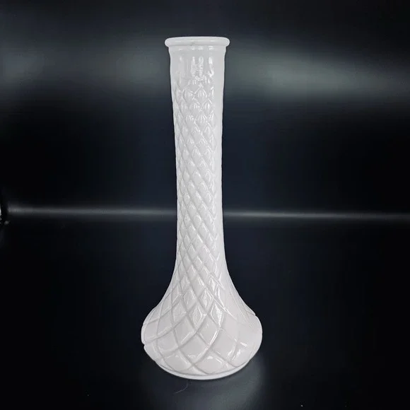 Vintage Hoosier Diamond Quilted White Milk Glass Flower‎ Bud Vase 9