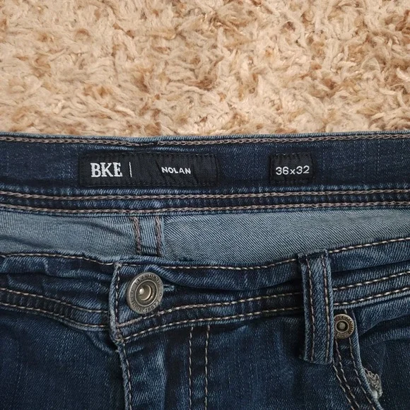 BKE Nolan Jeans Men 36x32 Blue Medium Wash Straight Leg Stretch Coolmax Denim