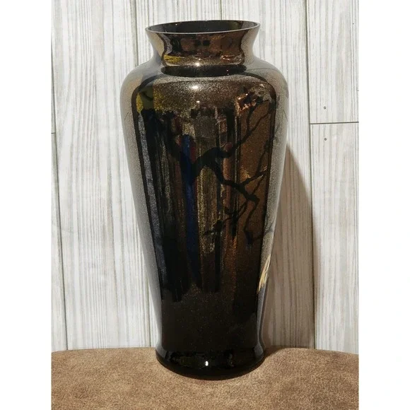 Fenton Richard Delaney‎ Silhouette On Ebony Collection 10.5