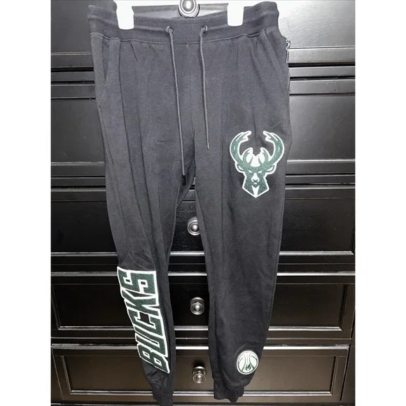 Milwaukee Bucks Sweatpants NBA Classic‎ Mens Jogger Size Small S Black