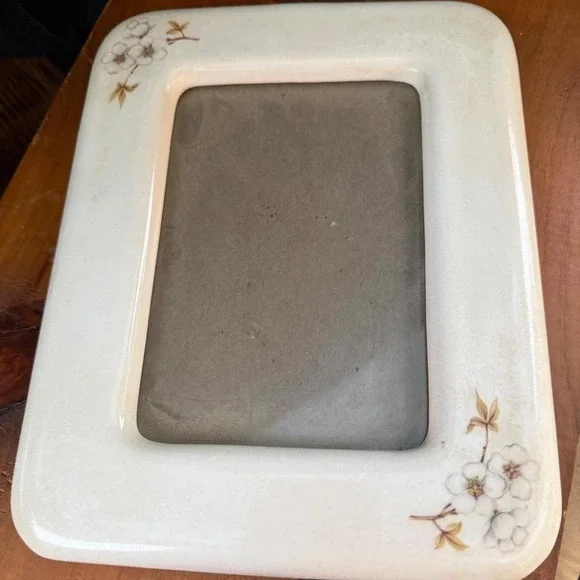 Vintage Floral Ceramic Picture Frame