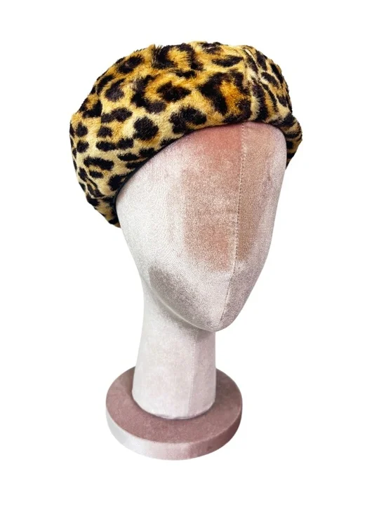 Vintage 1960s Leopard Faux Fur Beret‎ – Classic Parisian Style