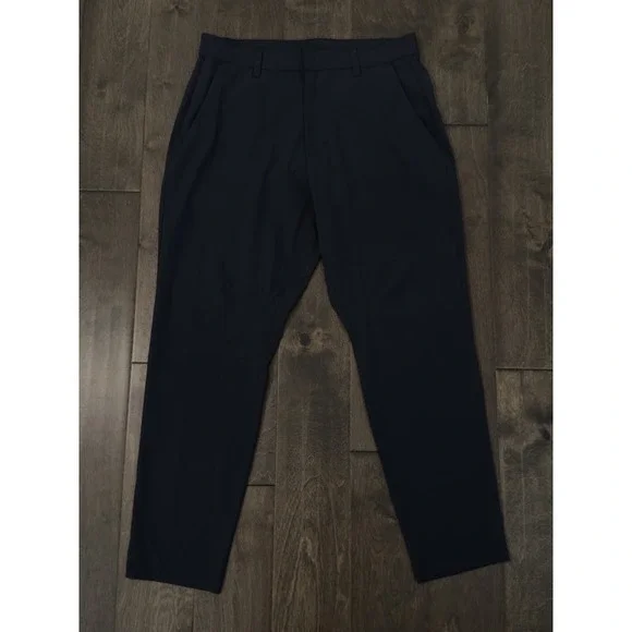 Fabletics The Only Pants Men Size 32X29 Blue Preppy Golf Performance Logo Pocket