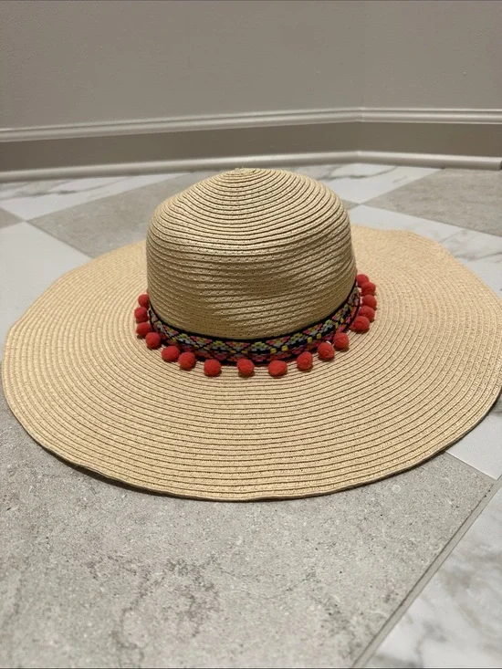 Straw Sun Hat with Pink Pom-Pom Trim