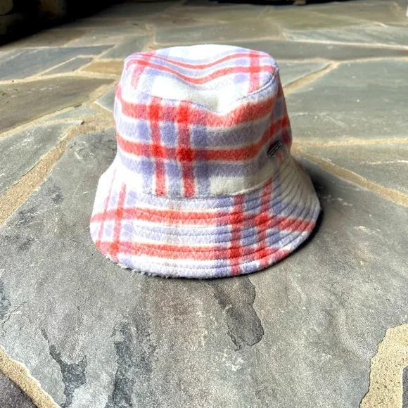 Reversible Plaid Bucket Hat VINCE CAMUTO