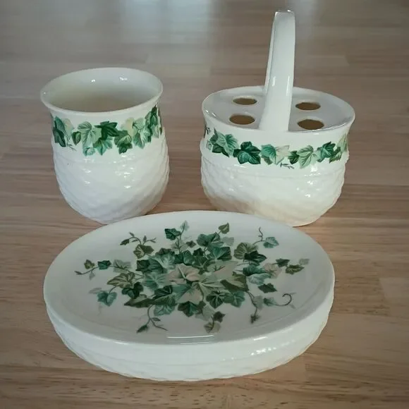 Andre Richard Ivy Arbor Design Vintage Porcelain Soap Dish Toothbrush Holder Set