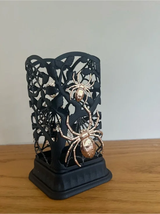 Bath Body Works NWT SPIDER  Black Matte & Glitter Soap Holder HALLOWEEN Goth