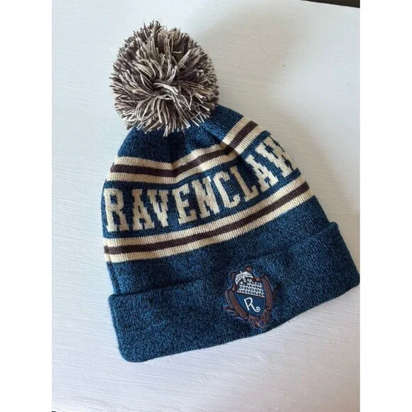 RAVENCLAW beanie pom pom Universal Studios Wizarding World Harry Potter NWOT